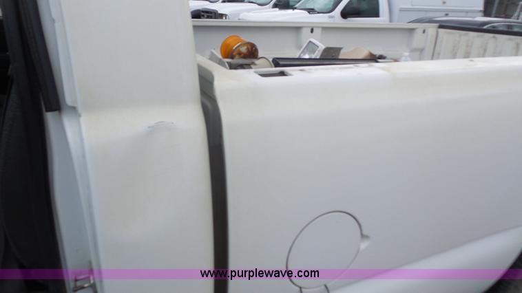 image for item K4720 2006 Chevrolet Silverado 1500 pickup truck