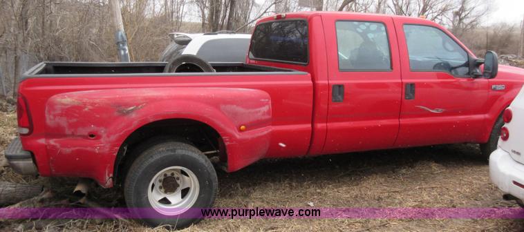 image for item K5499 1999 Ford F350 Super Duty Crew Cab pickup truck