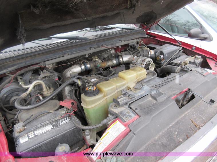 image for item K5499 1999 Ford F350 Super Duty Crew Cab pickup truck