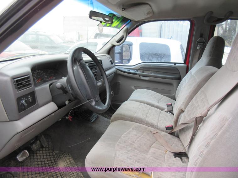 image for item K5499 1999 Ford F350 Super Duty Crew Cab pickup truck