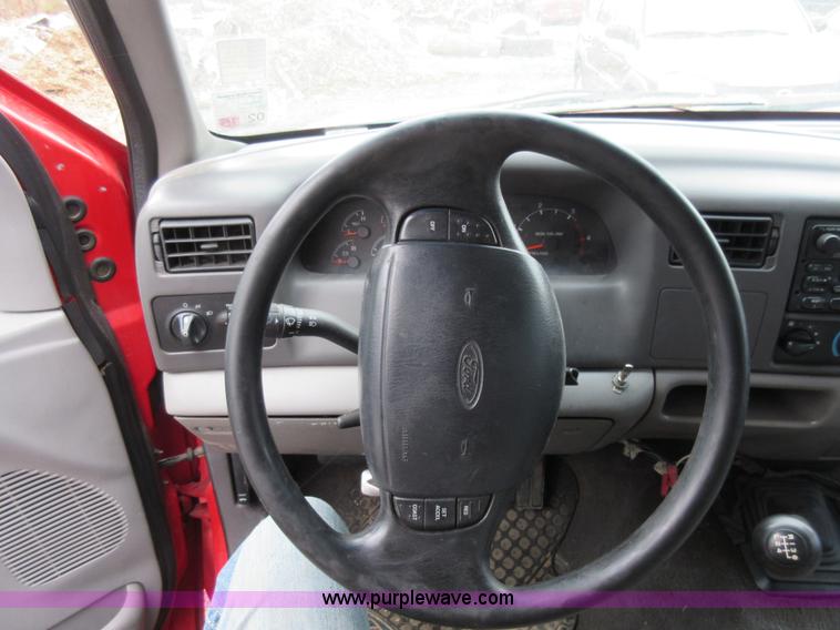 image for item K5499 1999 Ford F350 Super Duty Crew Cab pickup truck