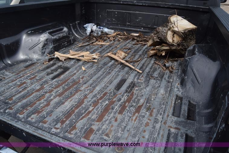 image for item K6505 2003 Ford F250 Super Duty Crew Cab pickup truck