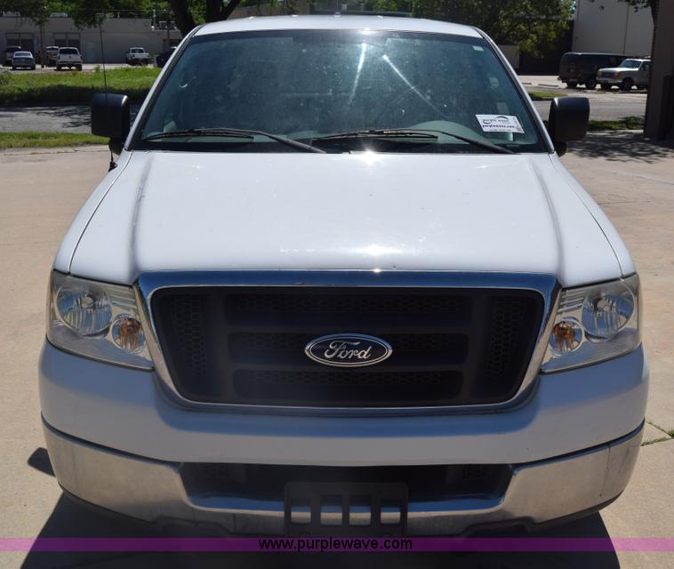 image for item K6573 2004 Ford F150 SuperCab pickup truck