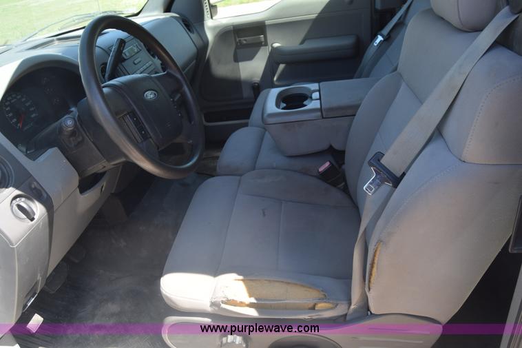 image for item K6573 2004 Ford F150 SuperCab pickup truck