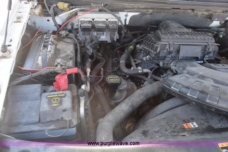 image for item K6573 2004 Ford F150 SuperCab pickup truck