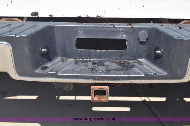 image for item K6573 2004 Ford F150 SuperCab pickup truck