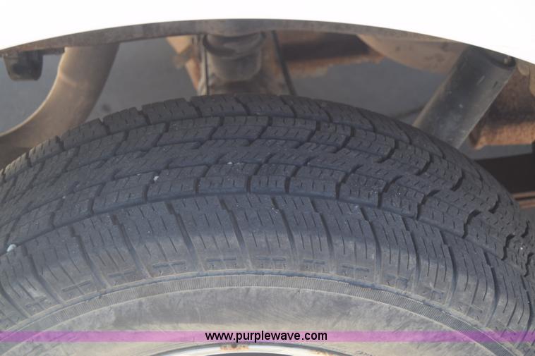 image for item K6573 2004 Ford F150 SuperCab pickup truck