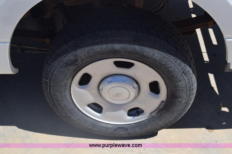 image for item K6573 2004 Ford F150 SuperCab pickup truck