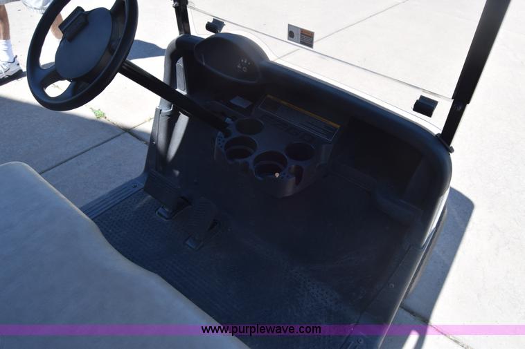 image for item K6626 Ez-go golf cart