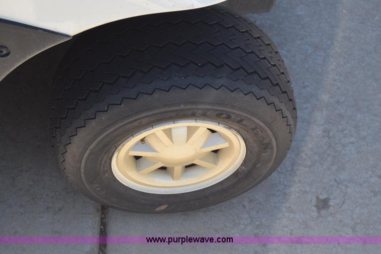 image for item K6626 Ez-go golf cart