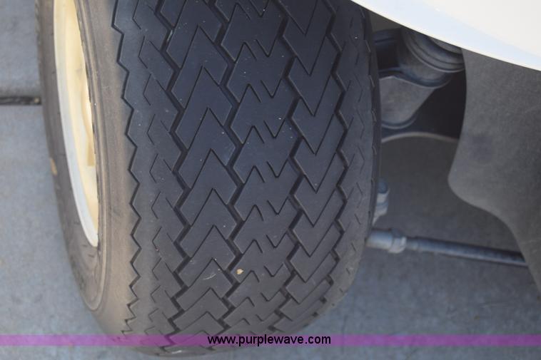 image for item K6626 Ez-go golf cart