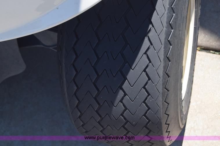 image for item K6626 Ez-go golf cart