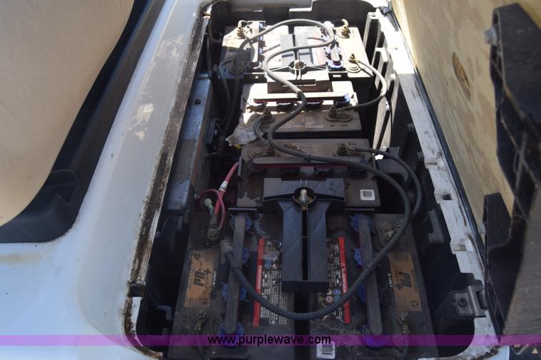 image for item K6627 Club Car golf cart