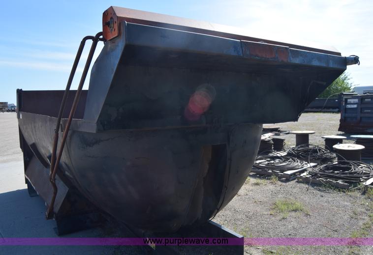 image for item K6658 Dump bed