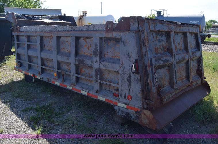 image for item K6665 Dump bed