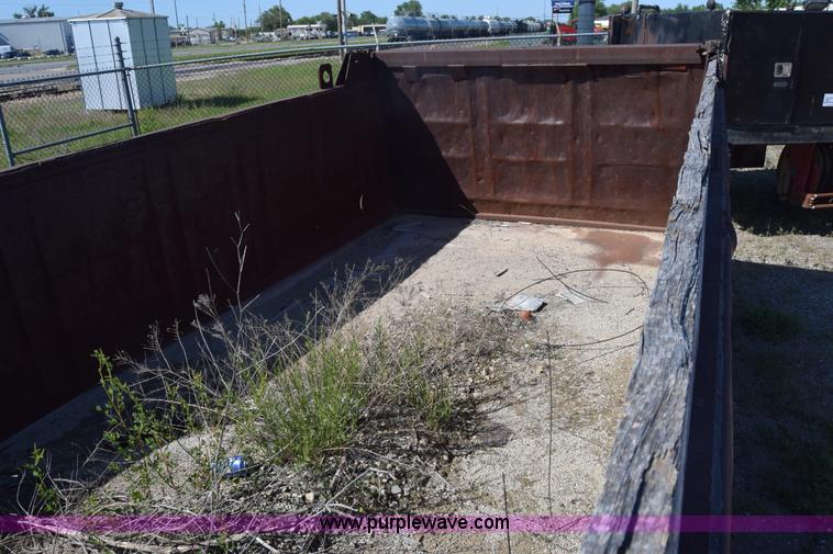 image for item K6665 Dump bed