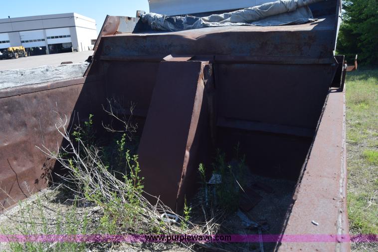 image for item K6665 Dump bed