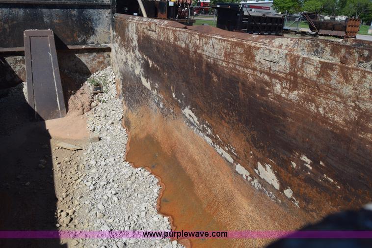 image for item K6666 Ox Bodies dump bed