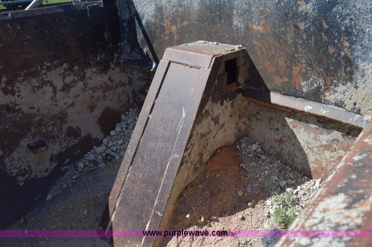 image for item K6666 Ox Bodies dump bed