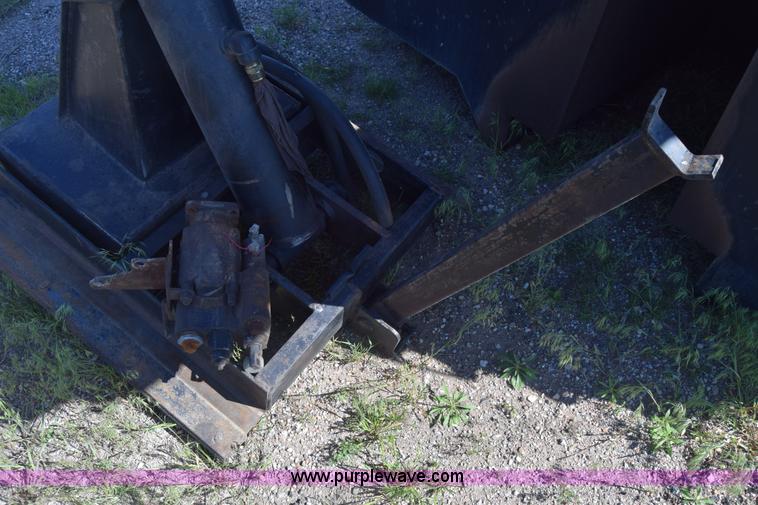 image for item K6666 Ox Bodies dump bed