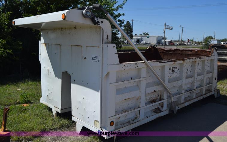 image for item K6669 Ox Bodies dump bed