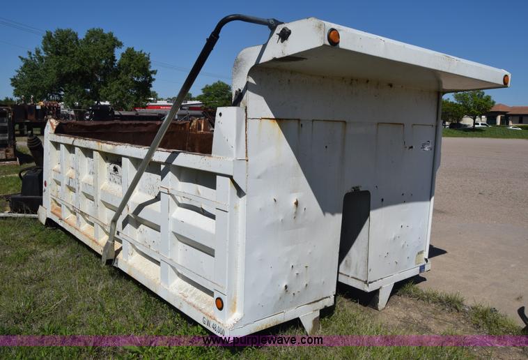 image for item K6669 Ox Bodies dump bed