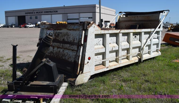 image for item K6669 Ox Bodies dump bed