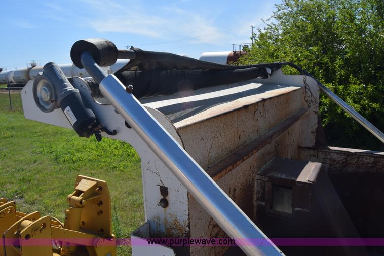 image for item K6669 Ox Bodies dump bed