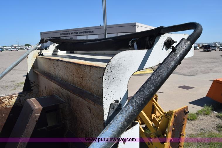 image for item K6669 Ox Bodies dump bed