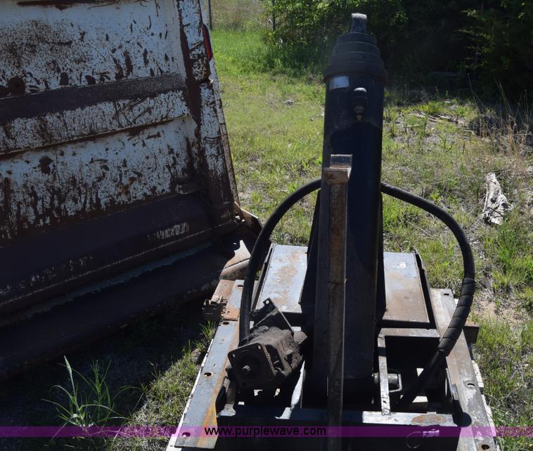 image for item K6669 Ox Bodies dump bed