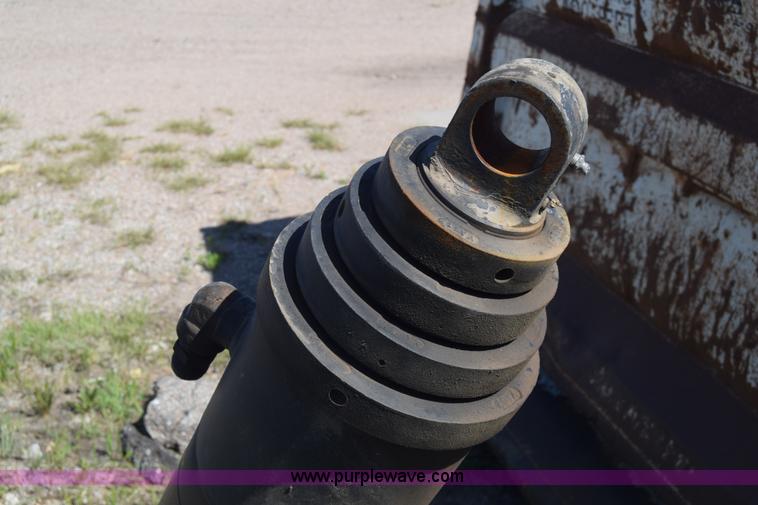 image for item K6669 Ox Bodies dump bed