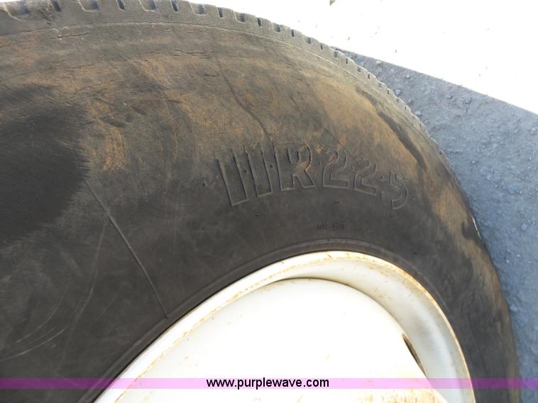 image for item K7186 1996 Freightliner FL70 digger derrick truck