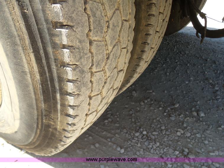 image for item K7186 1996 Freightliner FL70 digger derrick truck