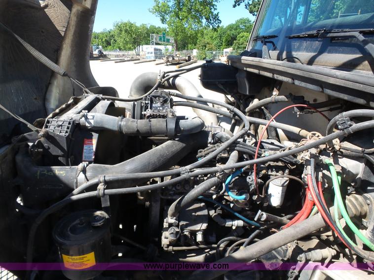 image for item K7186 1996 Freightliner FL70 digger derrick truck