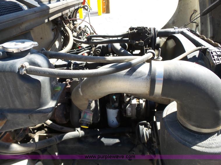 image for item K7186 1996 Freightliner FL70 digger derrick truck