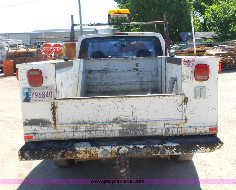 image for item K7188 1997 Ford F250 Super Duty SuperCab utility truck