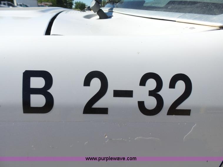 image for item K7188 1997 Ford F250 Super Duty SuperCab utility truck