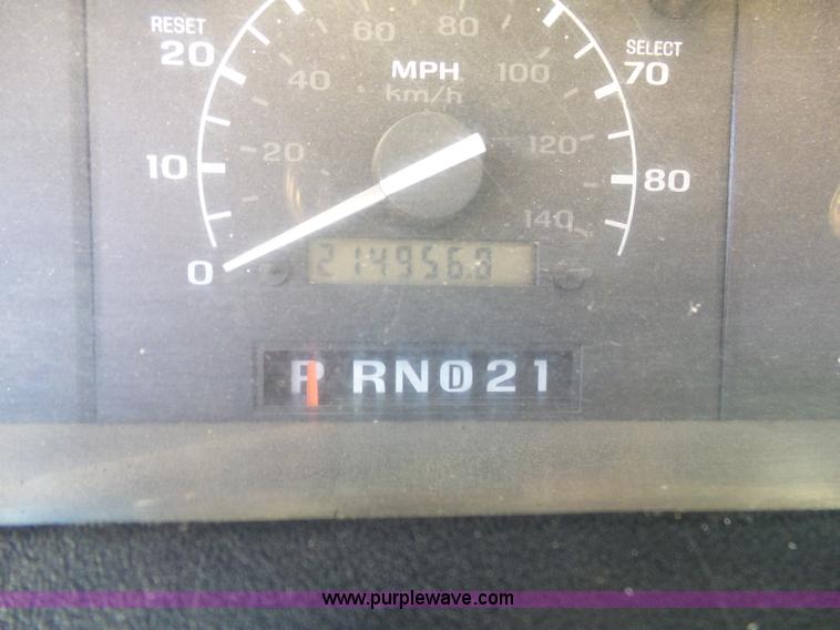 image for item K7188 1997 Ford F250 Super Duty SuperCab utility truck