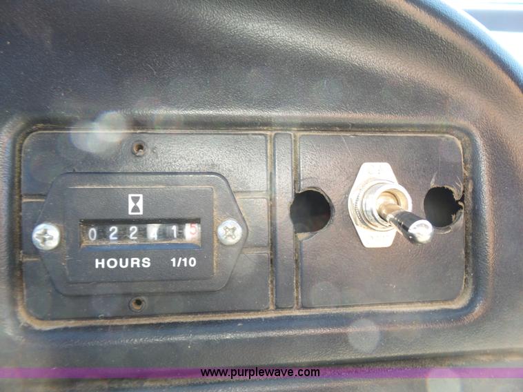 image for item K7188 1997 Ford F250 Super Duty SuperCab utility truck