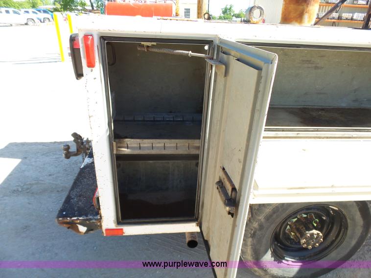 image for item K7188 1997 Ford F250 Super Duty SuperCab utility truck