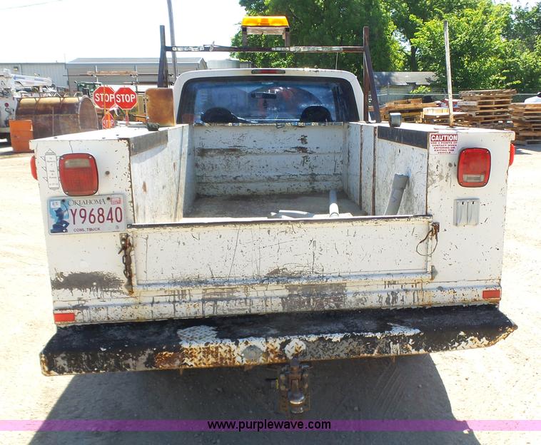 image for item K7188 1997 Ford F250 Super Duty SuperCab utility truck