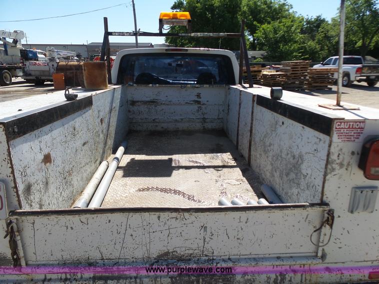 image for item K7188 1997 Ford F250 Super Duty SuperCab utility truck