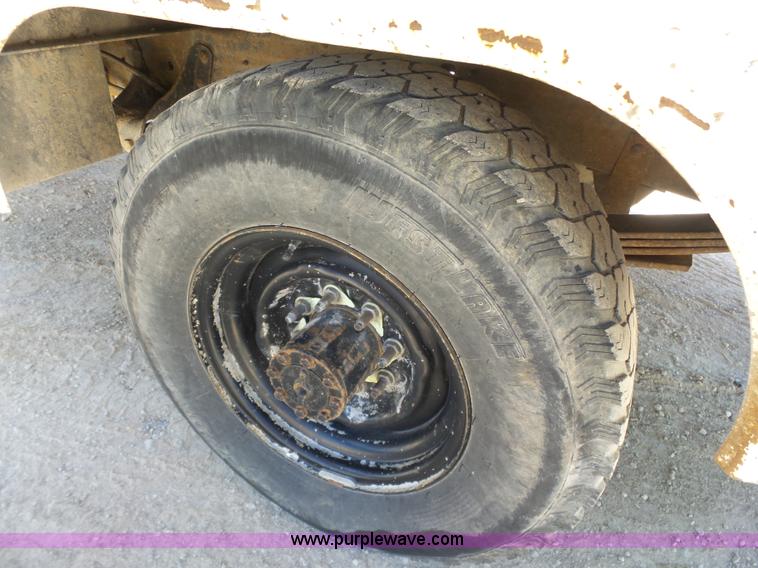 image for item K7188 1997 Ford F250 Super Duty SuperCab utility truck