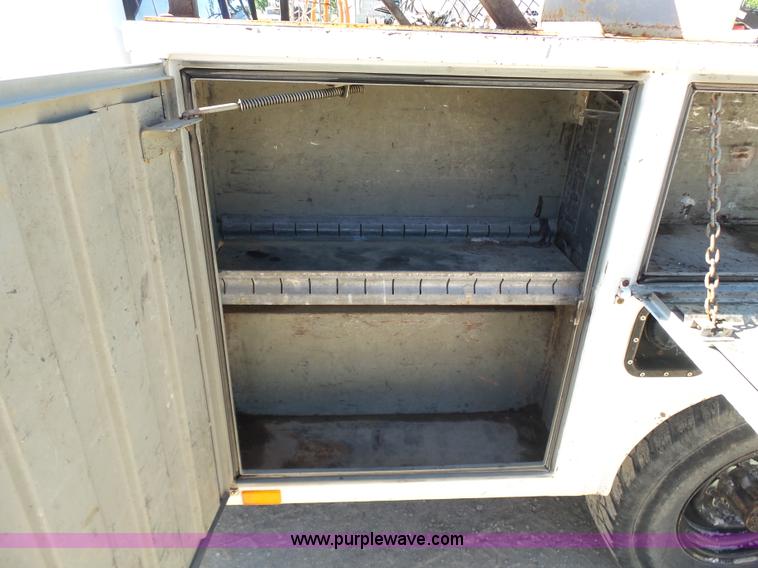 image for item K7188 1997 Ford F250 Super Duty SuperCab utility truck