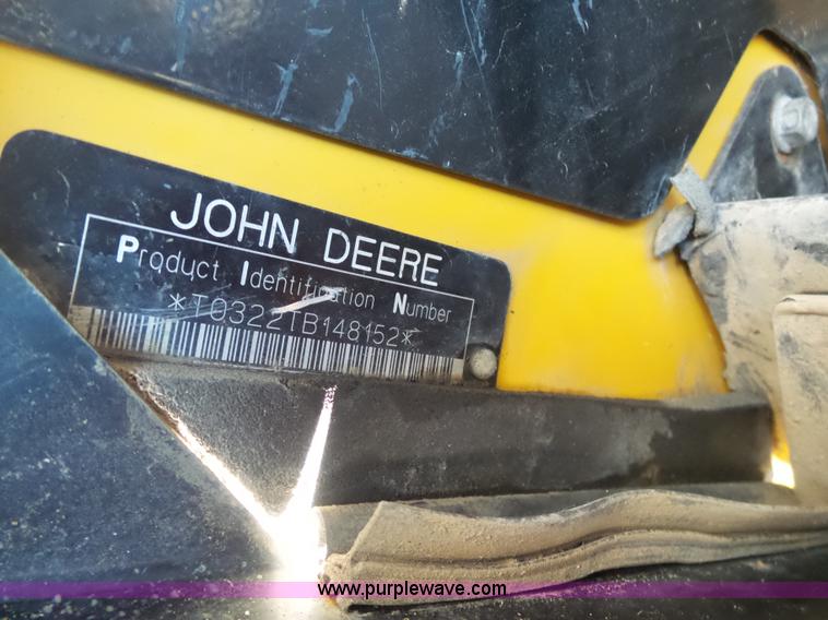 image for item K7189 2007 John Deere CT322 skid steer