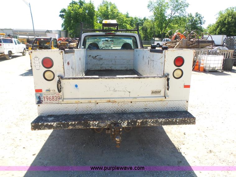 image for item K7190 1995 Ford F250 XL utility truck