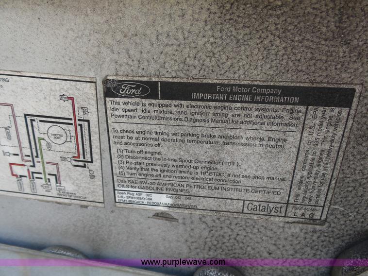 image for item K7190 1995 Ford F250 XL utility truck