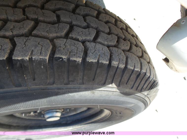 image for item K7190 1995 Ford F250 XL utility truck