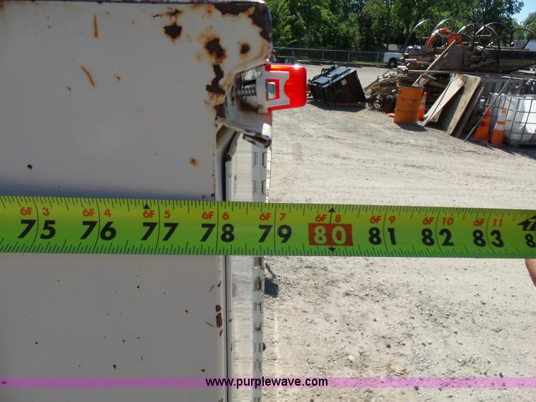 image for item K7190 1995 Ford F250 XL utility truck