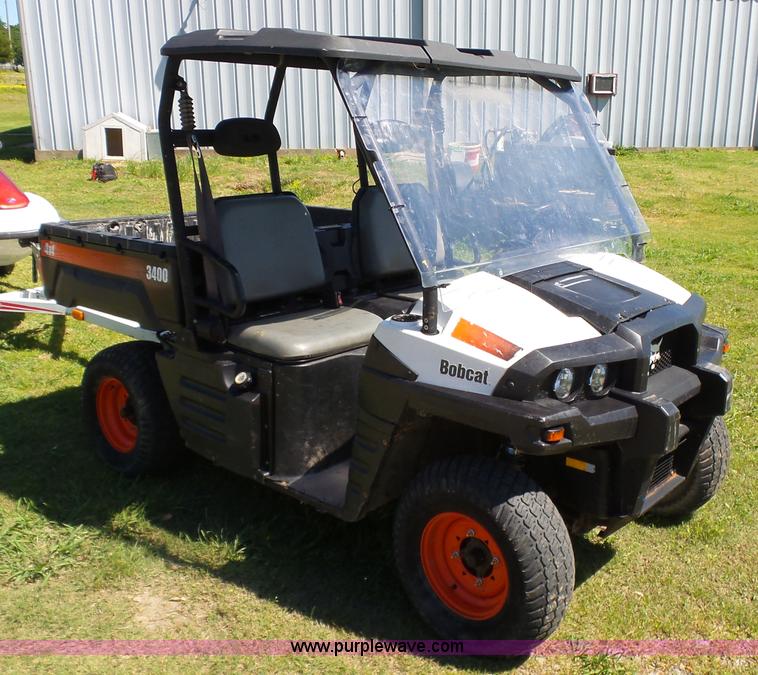 image for item K7196 2011 Bobcat 3400 utility vehicle